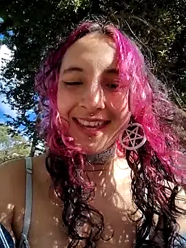 Snapshot of _Laary chatting on September 9, 8:52 pm  Laary online show from September 9, 8:52 pm