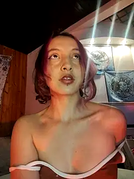 Snapshot of _Laary chatting on October 11, 9:17 pm  Laary online show from October 11, 9:17 pm