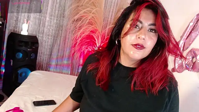 gatuwildhott online show from February 17, 9:47 pm