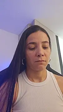 miaeyes online show from November 15, 2:18 pm