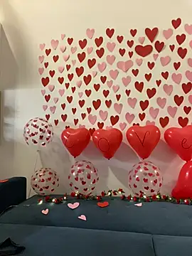 Nicole-Ray online show from February 14, 9:50 pm