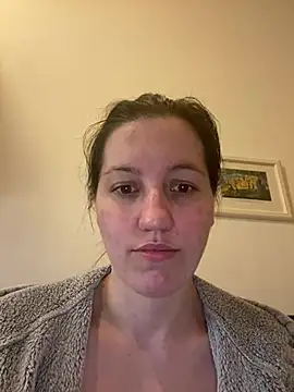 Nicole-Ray online show from March 1, 9:14 pm