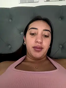 Snapshot of Hannahoff chatting on October 15, 6:21 pm Hannahoff online show from October 15, 6:21 pm