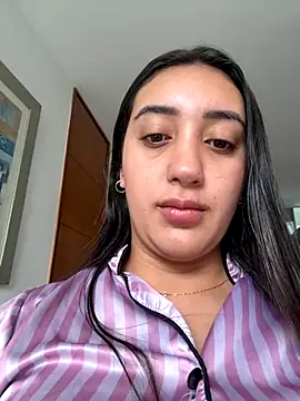 Snapshot of Hannahoff chatting on October 18, 4:10 pm Hannahoff online show from October 18, 4:10 pm