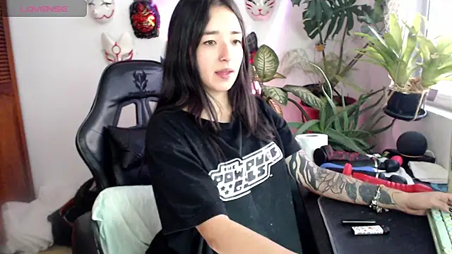 cat salo online show from January 17, 11:12 pm