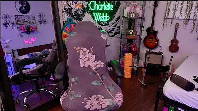 CharletteWebb online show from November 17, 5:41 am