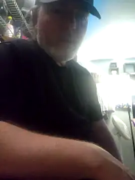 Hotredheadandtoungelasher online show from February 8, 8:51 am