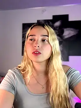 Irisweet  online show from September 13, 11:13 pm