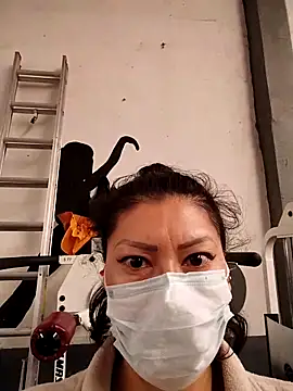 LaInsaciableIntensa online show from November 4, 4:45 pm