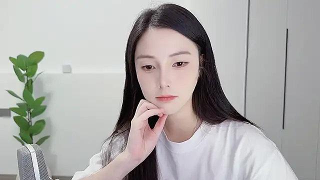 Snapshot of HaagenDazs_ chatting on October 7, 1:04 pm HaagenDazs  online show from October 7, 1:04 pm