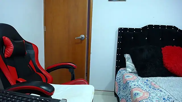 Ursulawhite69 online show from October 22, 5:29 pm