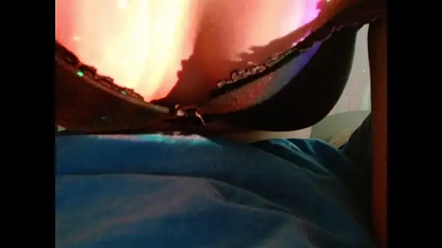 CuteRhea69 online show from June 15, 3:23 pm