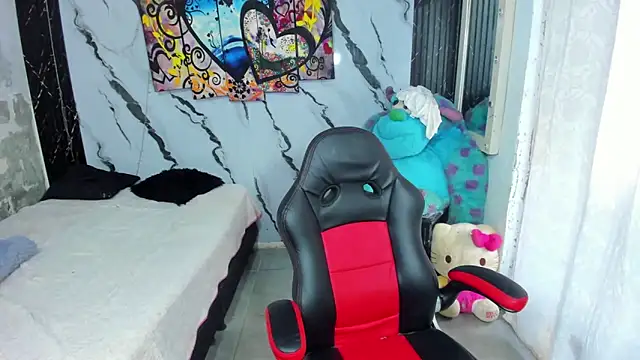 andromeda xx online show from December 18, 2:22 pm