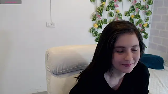 tania sweet   online show from December 5, 6:09 pm