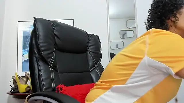 Aries Mature online show from November 30, 6:45 pm