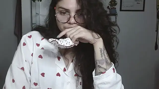 Nikkykora15 online show from October 18, 1:08 am