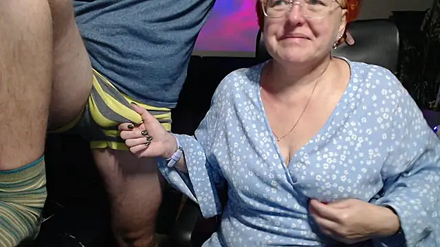 JoannaAndNeighbour online show from October 24, 7:59 am