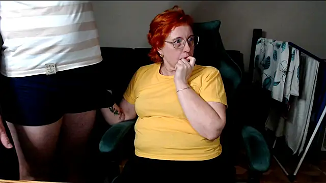 JoannaAndNeighbour online show from January 31, 7:11 pm