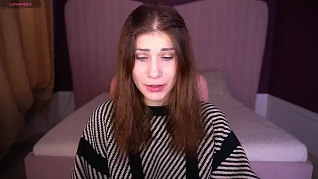 CassandraGood online show from November 20, 7:53 am