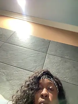 tokyopetitexx online show from November 8, 9:03 am