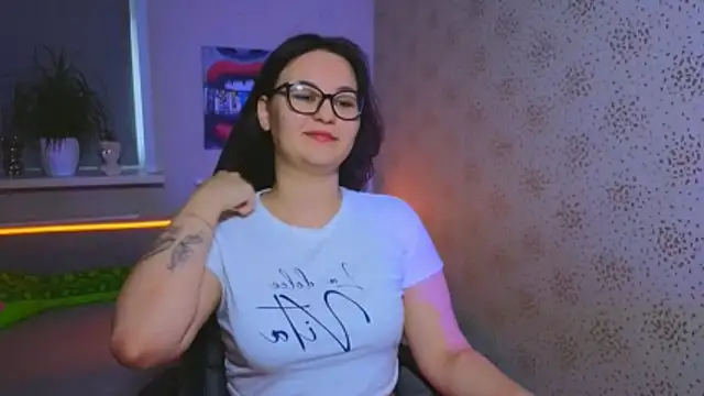 EsterLogan online show from November 7, 9:26 am