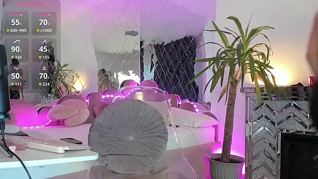 adonawet online show from December 23, 6:06 am