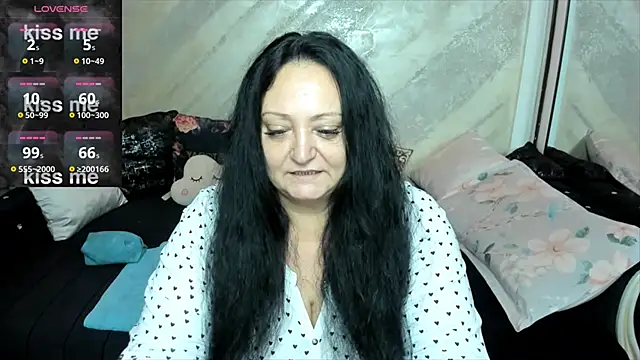 lady lauren online show from November 17, 6:25 am