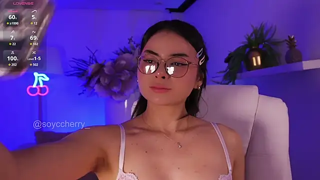 soyccherry  online show from March 2, 3:28 am