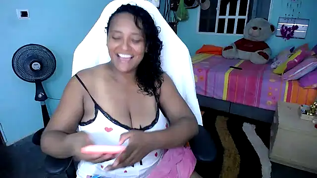 marysol83 online show from December 18, 3:22 am