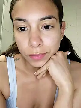 Angelinalombardi  online show from November 6, 12:16 am