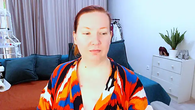 GoddessLara online show from October 17, 3:32 am