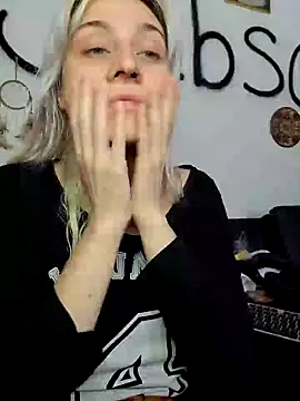 ScarletCallings420 online show from November 7, 7:19 pm