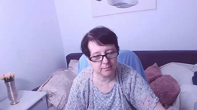 ChristaRose online show from November 12, 7:34 pm