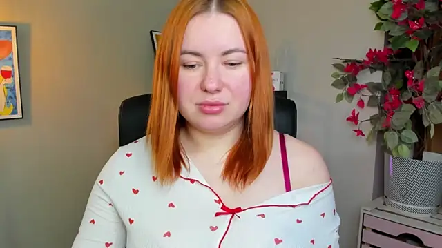 LAYLAxSTAR online show from February 27, 10:59 am