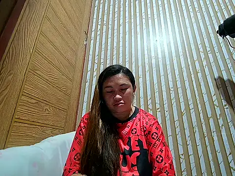 LalaiAsian online show from February 15, 5:34 pm