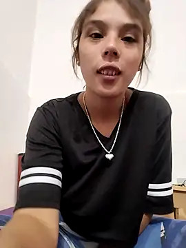 mariamac420 online show from February 19, 4:23 am