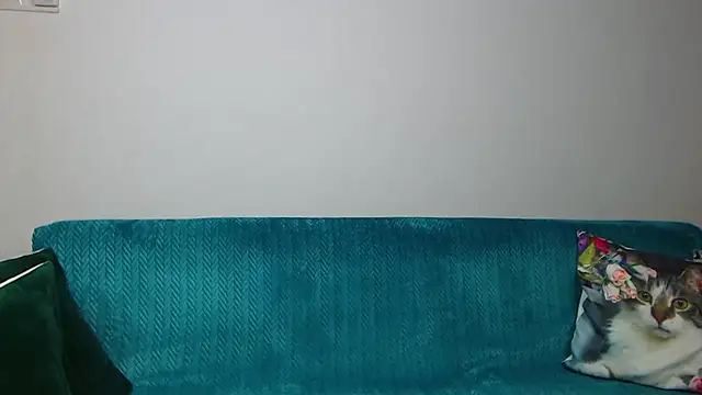 SaraDaisy online show from October 29, 5:48 pm