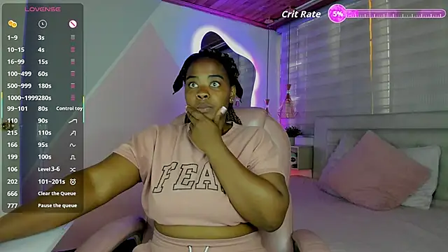 Snapshot of aleja17_xxx chatting on October 21, 7:29 pm aleja17 xxx online show from October 21, 7:29 pm