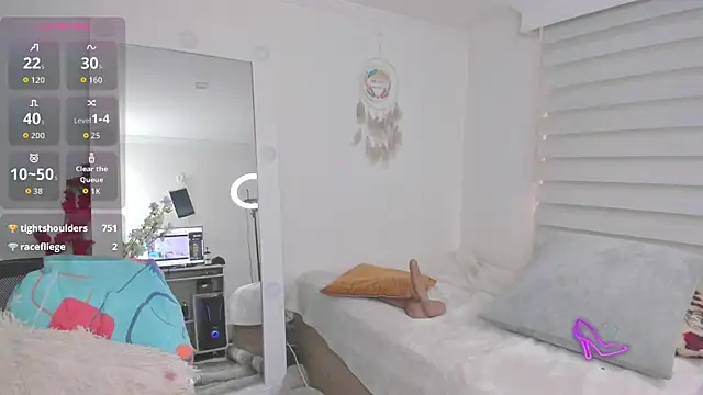 SharonVelvet online show from December 19, 3:04 pm