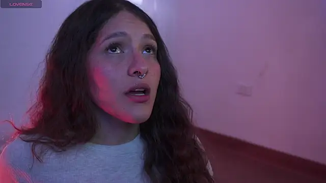 Snapshot of honeey_ chatting on October 21, 9:08 pm honeey  online show from October 21, 9:08 pm