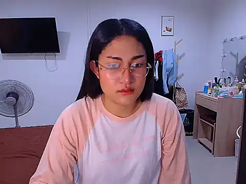 plysaithailand online show from February 21, 8:15 am