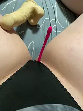 katcclovea online show from October 23, 6:14 pm