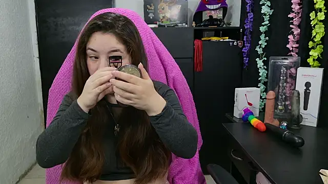 ann bronw online show from December 15, 11:37 am