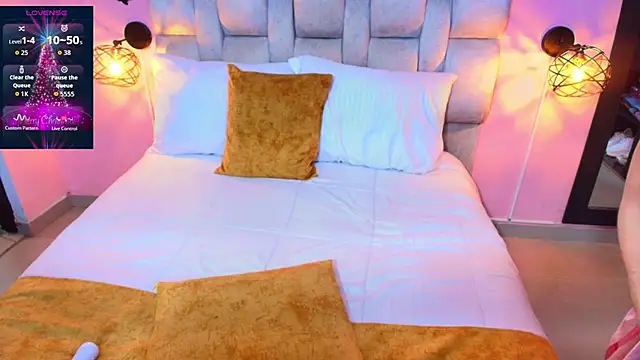 yulina xue online show from January 8, 10:03 pm