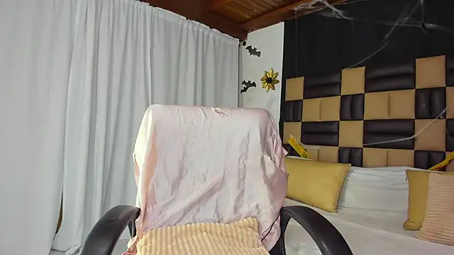 BarbieKano online show from October 30, 12:13 am