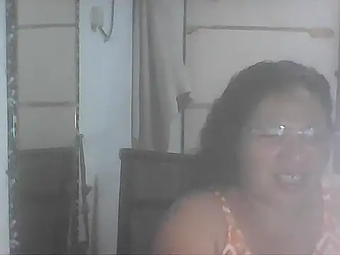 hotwet mama4uxx online show from November 11, 2:36 pm