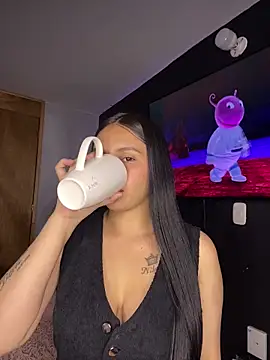 Lorena   online show from September 15, 6:59 pm