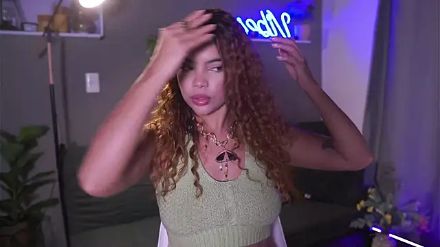 HannahEvanss online show from October 29, 6:10 pm