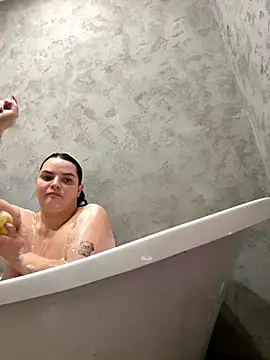 Lantti Irres online show from November 14, 1:00 pm