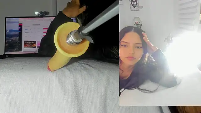 sofi velez online show from January 8, 5:06 pm